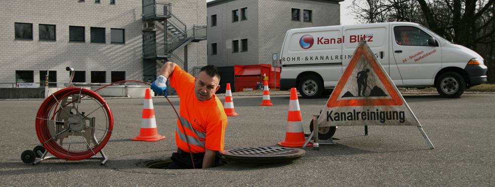 Saugarbeiten — Kanal Blitz